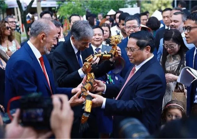 Prime Minister Pham Minh Chinh at the “Vietnam Day in Brazil” programme in Rio de Janeiro. (Photo: VNA)